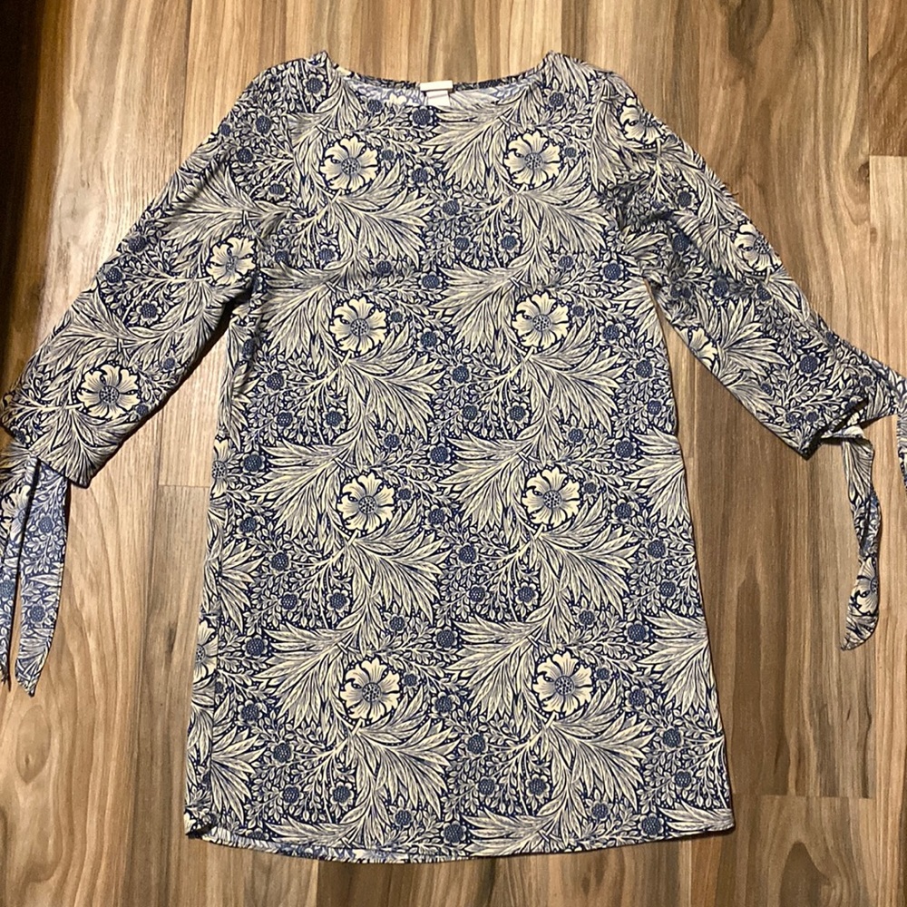 navy floral dress